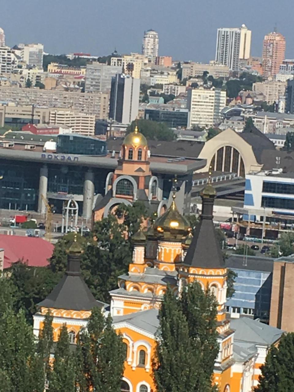 Apartament On Vasylia Lypkivskoho 24 Kiev Esterno foto