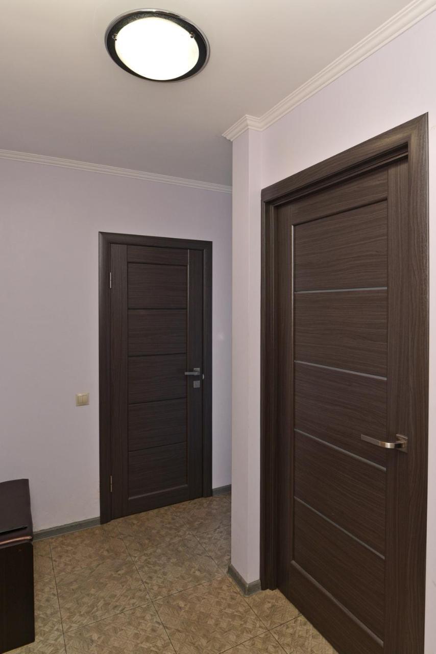 Apartament On Vasylia Lypkivskoho 24 Kiev Esterno foto
