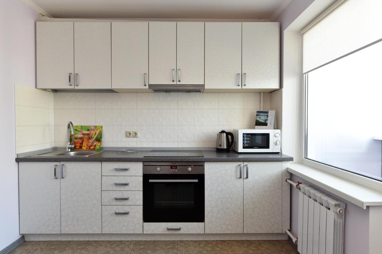 Apartament On Vasylia Lypkivskoho 24 Kiev Esterno foto