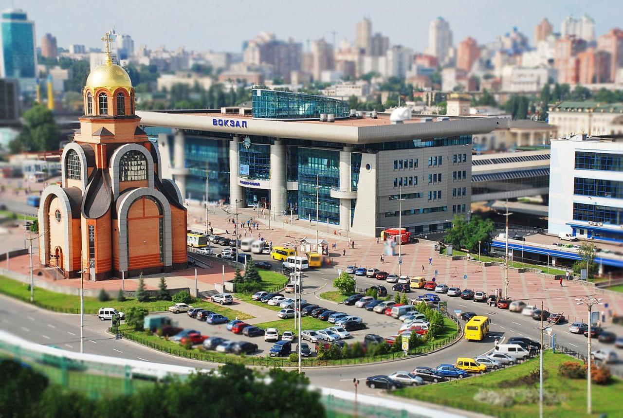 Apartament On Vasylia Lypkivskoho 24 Kiev Esterno foto